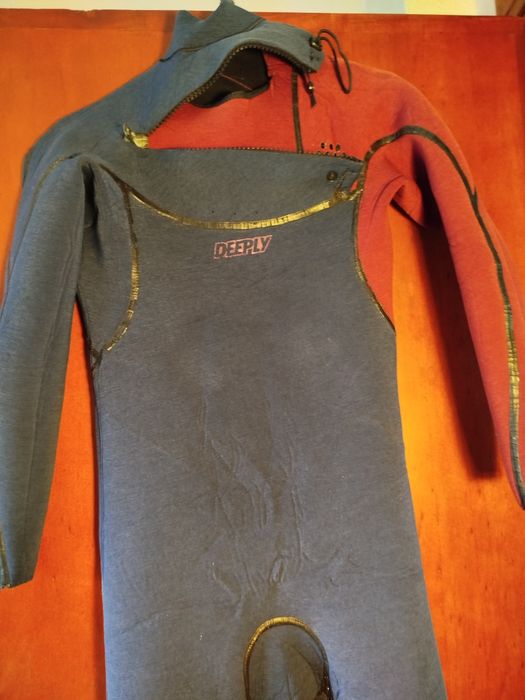 4.3 Deeply Wetsuit, Size M64584344919425120