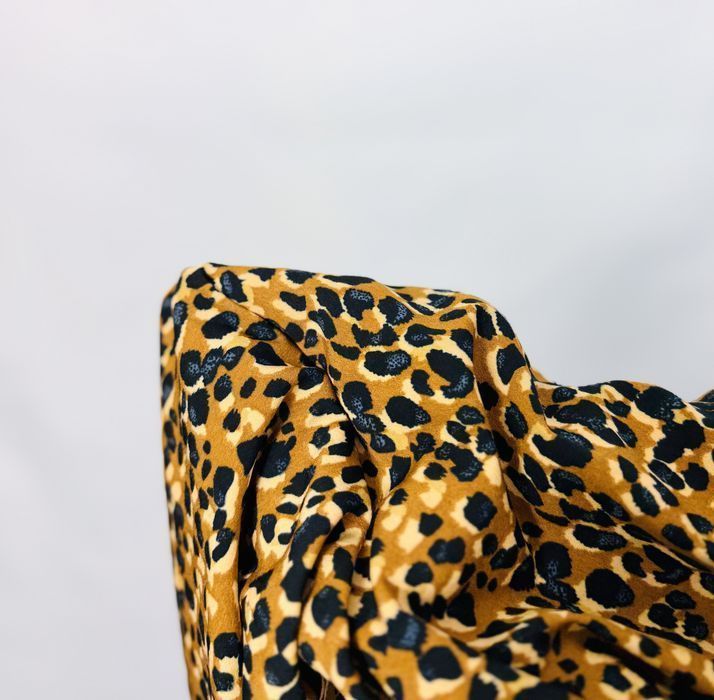 Złota bluzka w panterkę z kołnierzykiem S 36