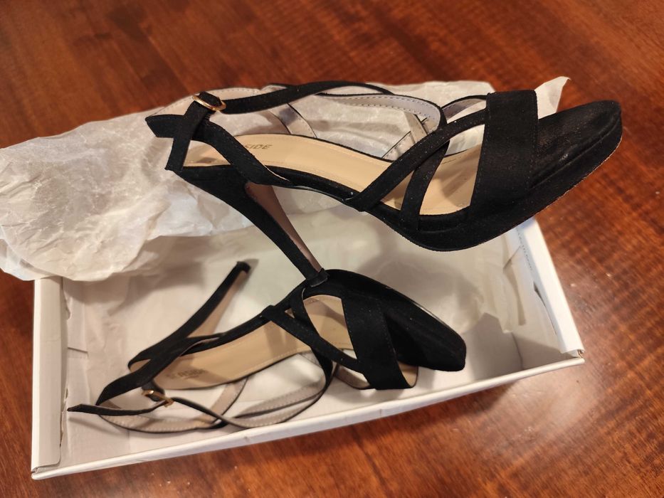 Sapatos Varios, usados uma vez, casamento e festas