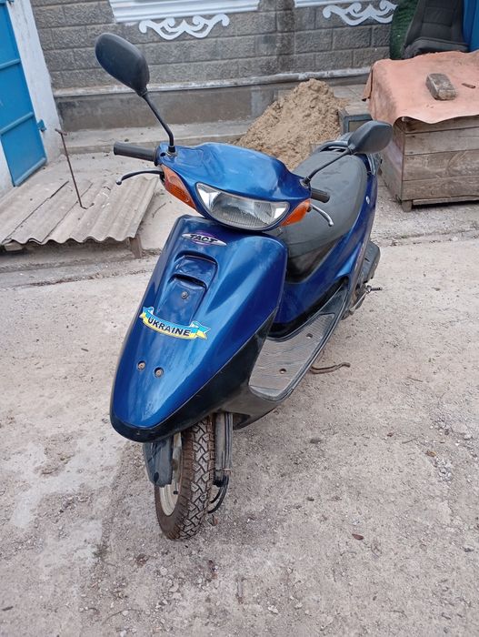 Продається скутер  Honda Tact.
Подробиці за телефоном 
096 600 63 28