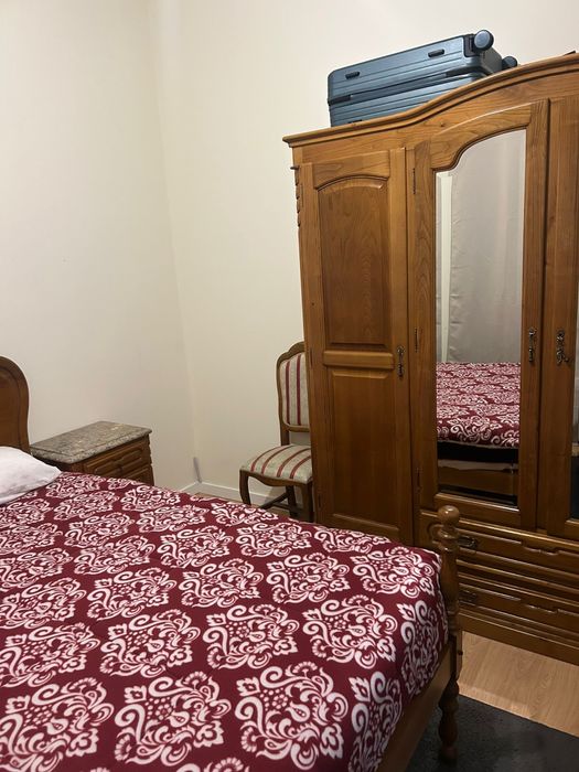 Arrendo quarto para 1 pessoa em aradas com td incluido