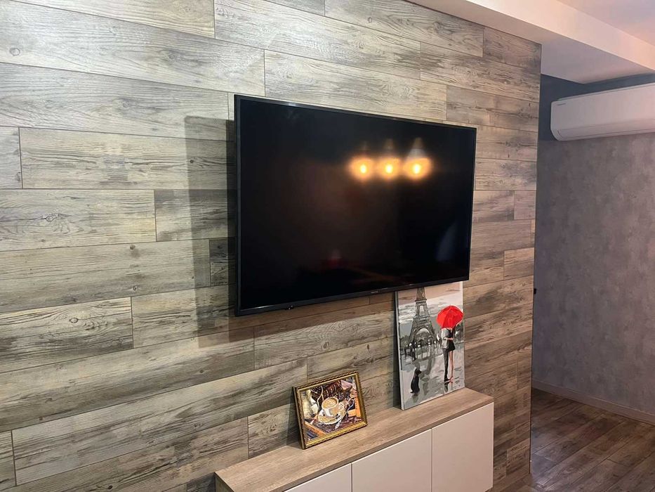 Телевізор Samsung UE43TU7100