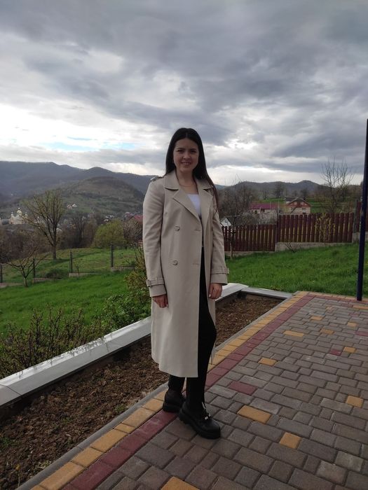 Тренч із якісної тканини