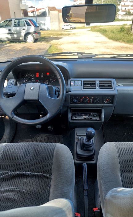 Vendo Renault clio 93