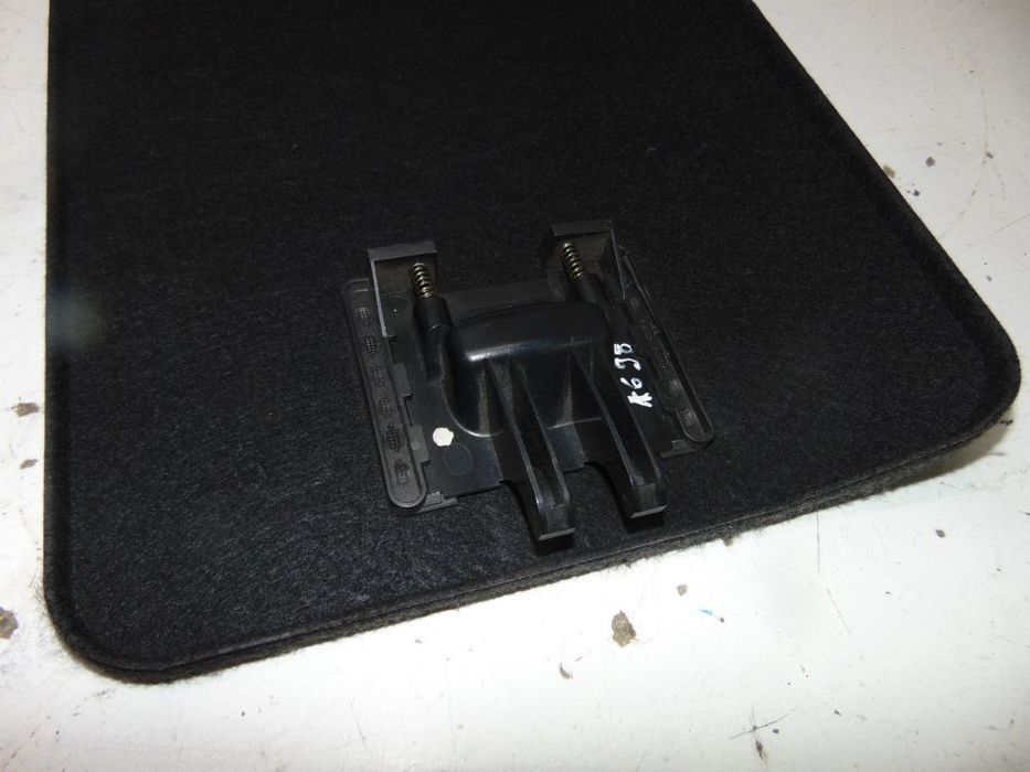 Audi a6  tampas porta objectos