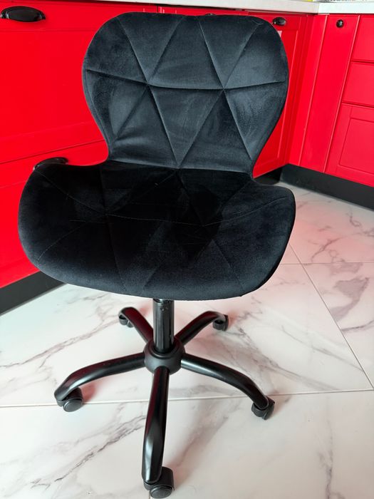 Кресло офис черное