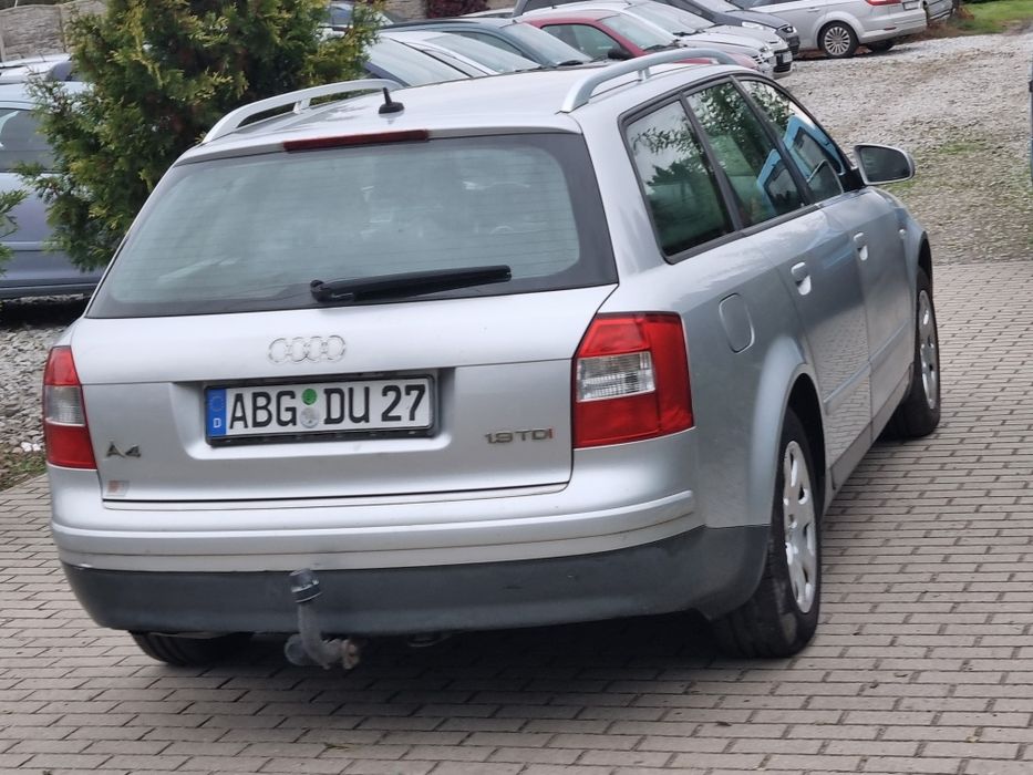 Ładne a4 Małysz 19 tdi 130 koni 297 przebiegu z niemiec