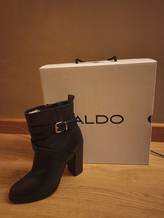 Botins Elassa Aldo Pretas (tamanho 37)