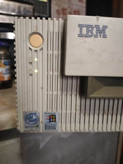 Sprzedam. Stary. Komputer IBM