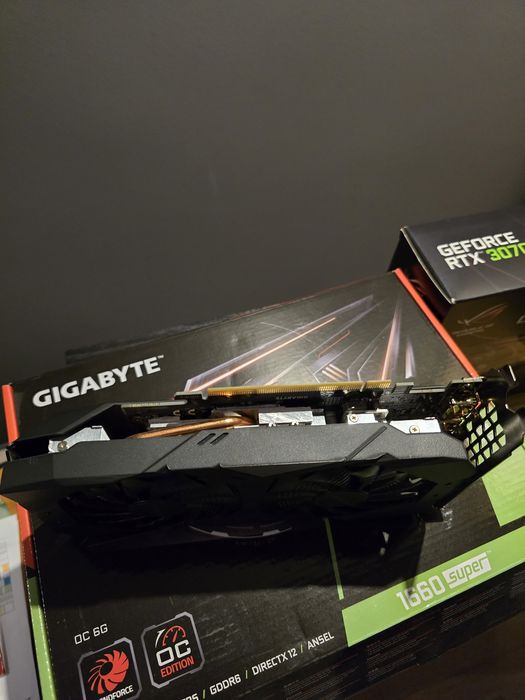 NVidia geforce GTX 1660 SUPER
