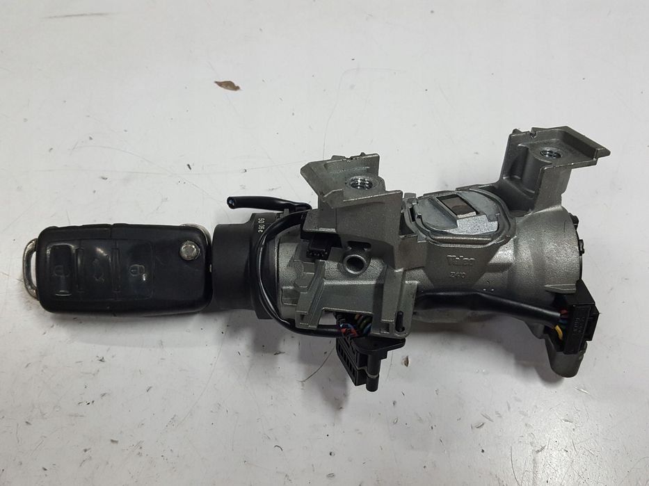 VW EOS 06-10r GOLF V STACYJKA KLUCZYK