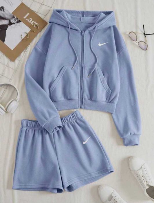 Dres Nike spodenki bluza