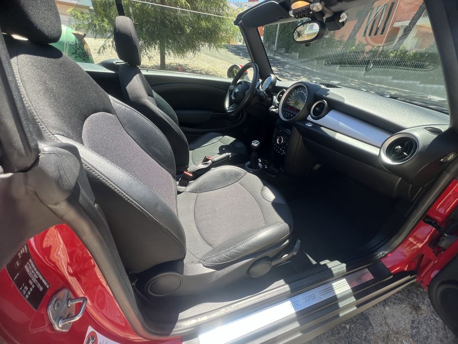 Mini Cabrio Cooper D (nacional, 1 dono)
