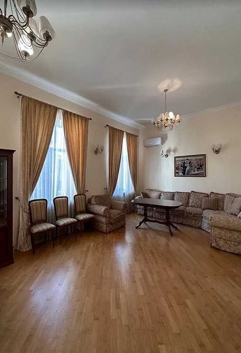 4+-rooms apartment apartment by the address st. Kulikovo pole pl Oktyabrskoy revolyutsii pl (area 420 m²) - Atlanta.ua - photo 2