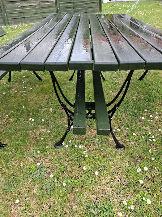 Stół  i krzesła ogrodowe