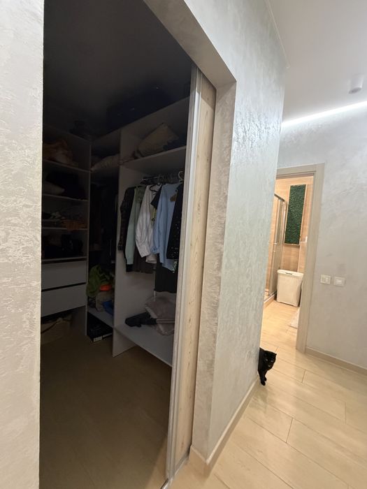 Від власника 2к + кухня-вітальня 80 м² | Новий ремонт