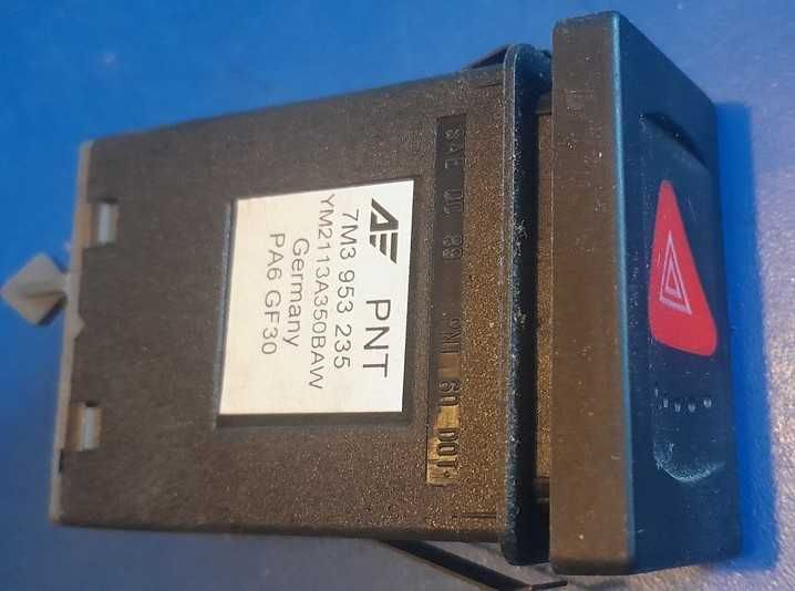 Przełącznik awaryjnych Vw Passat B5 Golf 4 Seat Leon Sharan Audi 80 B4