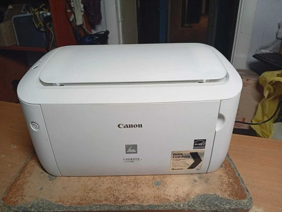Принтер Canon LBP6000 Лазерний монохромний друк 600x600 dpi 18 стор/хв
