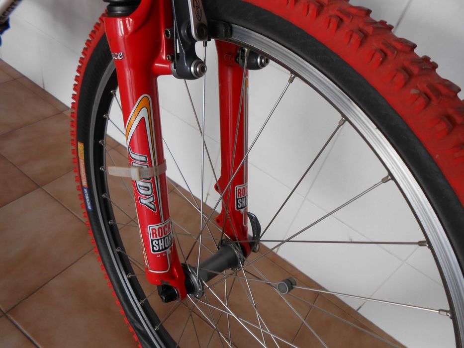 Bicicleta Scott G-Zero 7005T-6 ALLOY, com acessórios