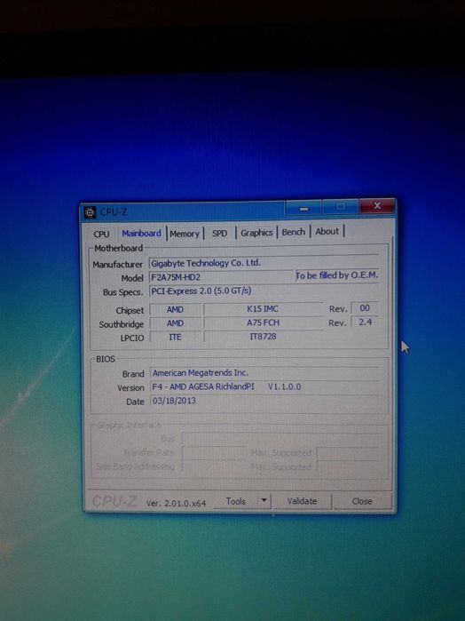 GIGABYTE GA-F2A75M-HD2/AMD A10-5800K/8 GB Kingston HyperX/CPU cooler