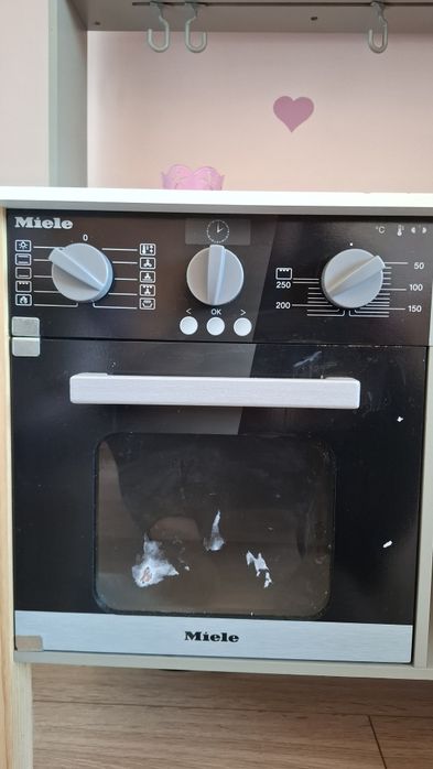 Дитяча кухня Miele
