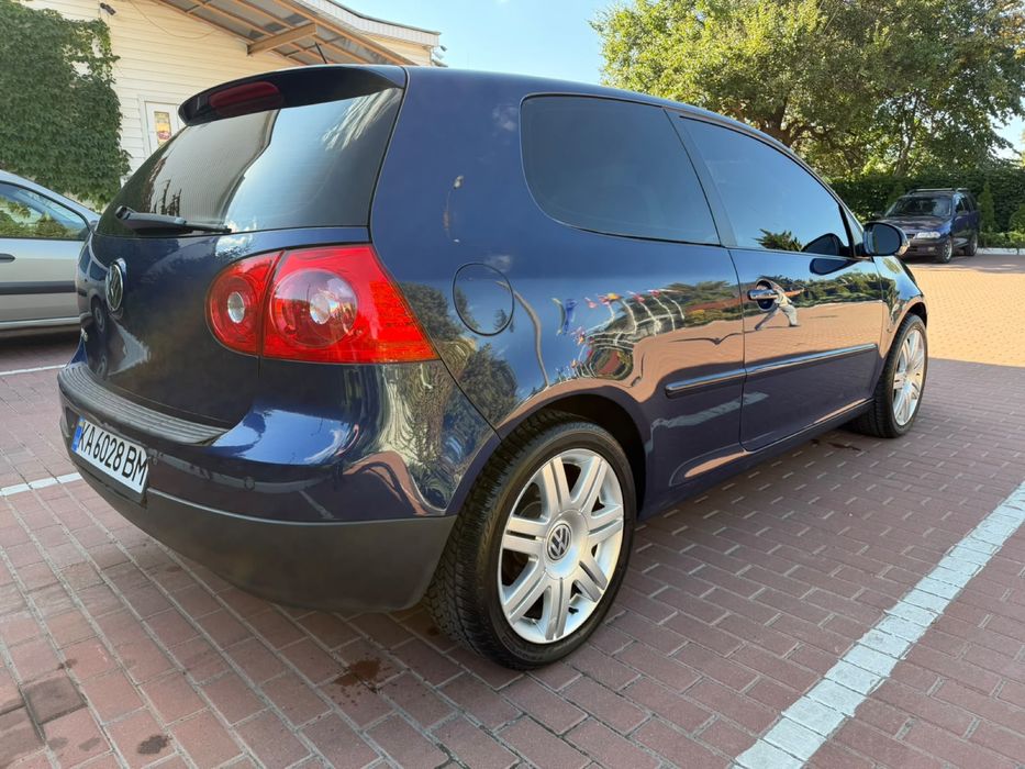 Volkswagen Golf 2008 рік