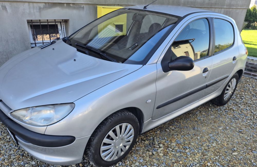 Peugeot 206