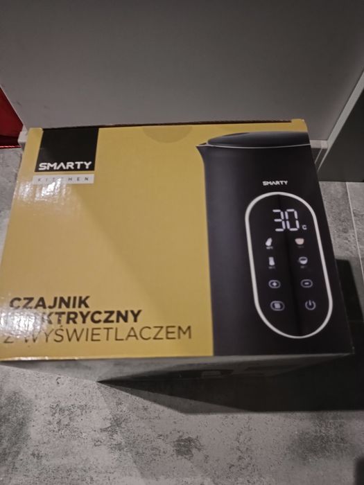 Nowy czajnik elektryczny z wyświetlaczem SMARTY