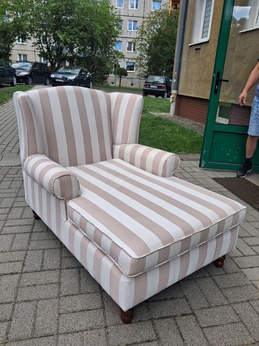 Fotel z funkcją spania