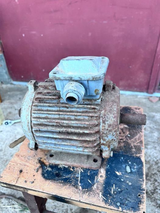 Асинхронний електродвигун