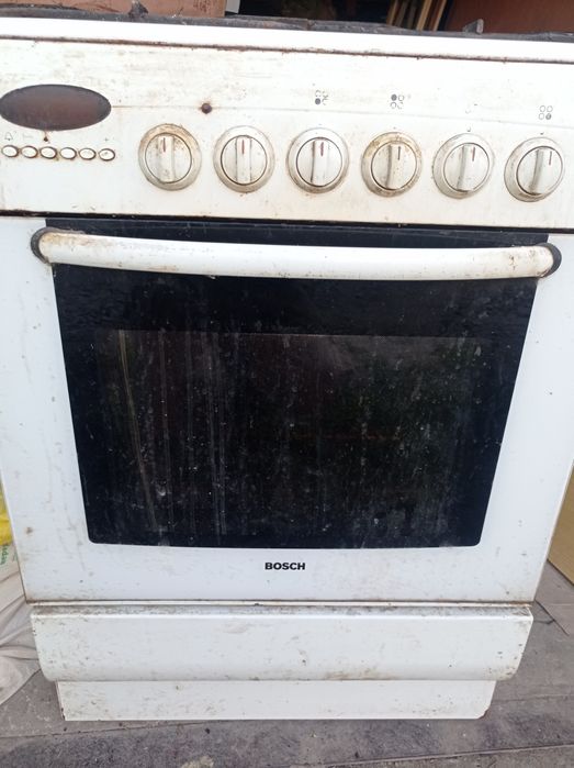 Газова плита  BOSCH продам .