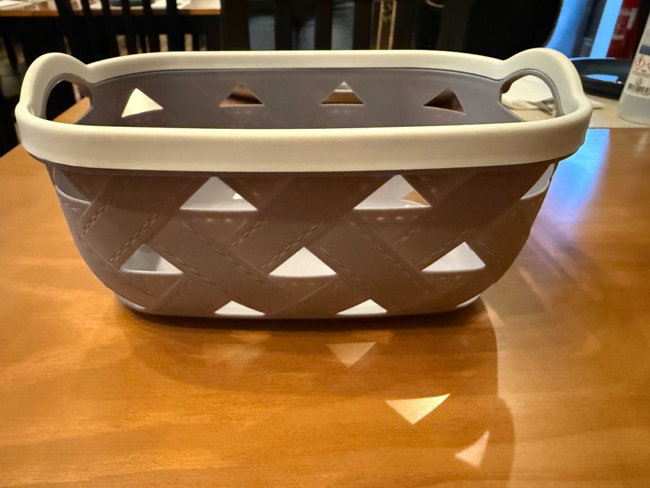 Cesto multiusos em plástico 22 x 11cm