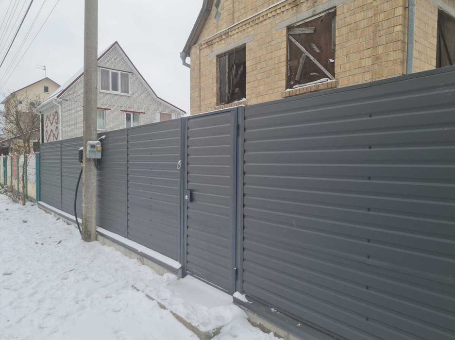 Профнастил для паркану графіт, профлист для огорожі, металопрофіль