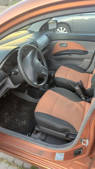 Продам автомобиль Kia picanto