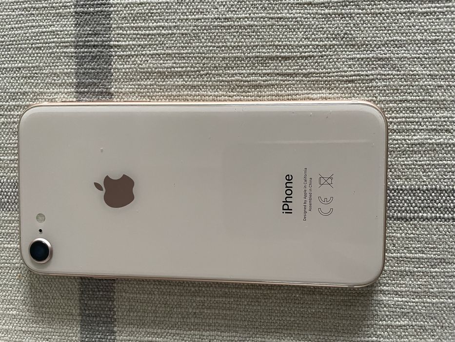iPhon8 64GB Rose Gold