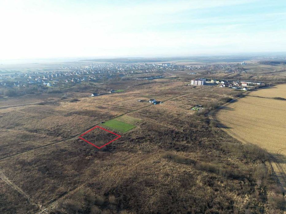 Продаж земельної ділянки у с. Ременів. 18 км. до Львова.