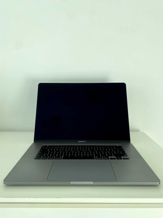 MacBook Pro 16" (2019) i9 32GB 1TB – Damaged Display, Works with External Monitor64738742121603120