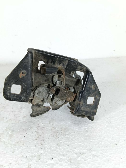 Замок капота Dodge Caravan 3 Додж Караван