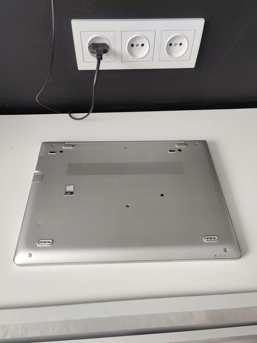 Ноутбук HP elitebook 830 g5/і5-8350u/8/SSD 256/13.3 full HD IPS