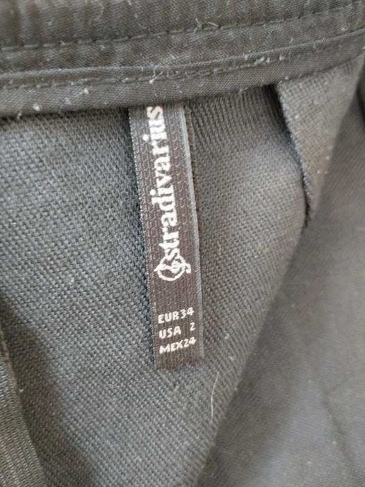 Czarna skórzana spódnica Stradivarius rozm XS