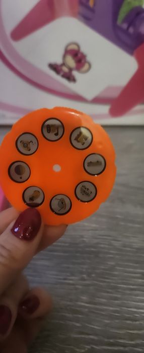 Projektor zabawka kreatywna wyświetla obrazki