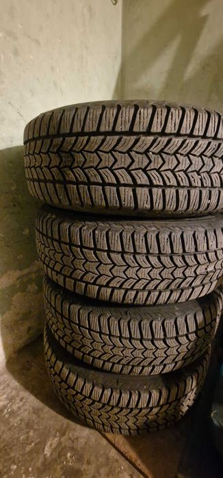 Opony zimowe DĘBICA FRIGO HP2 z felgami