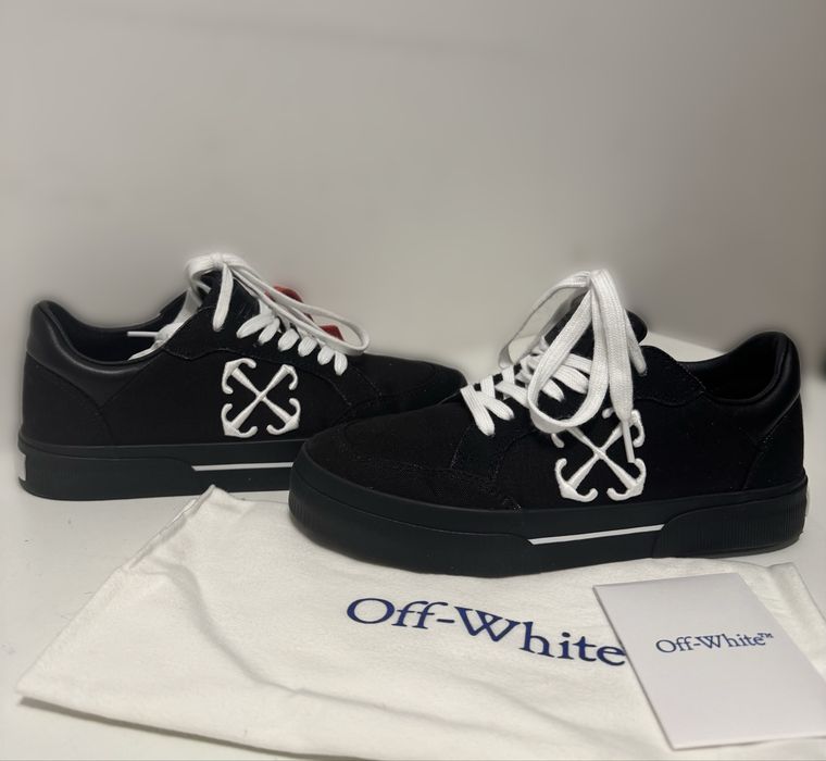 NOWE Off-White sneakers – must have!
