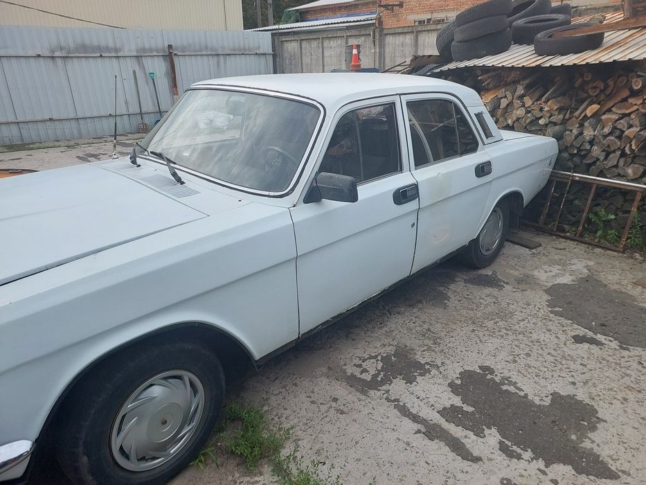 Продам машину Волга