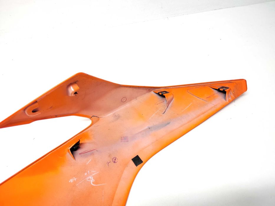 KTM DUKE 125 Bok Boczek Lewy Owiewka 17+