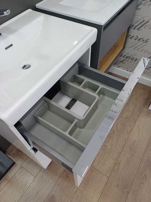 Szafka Look 60x46 + umywalka Maxxi + uchwyty chrom