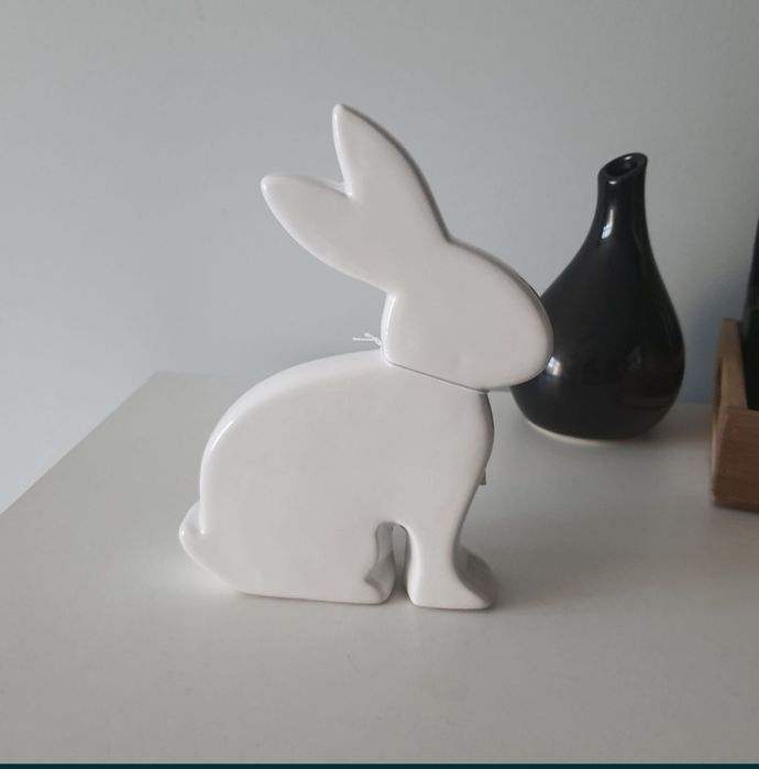Zajaczek zając Królik figurka ceramiczna dekoracja balkon ogród NOWA
