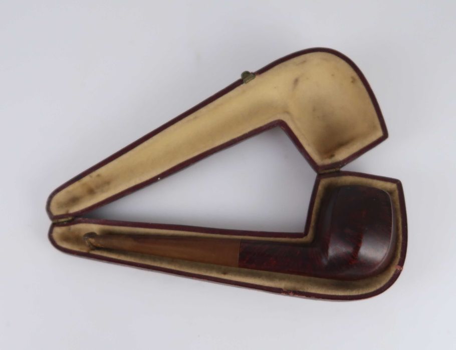 Cachimbo em estojo antigo