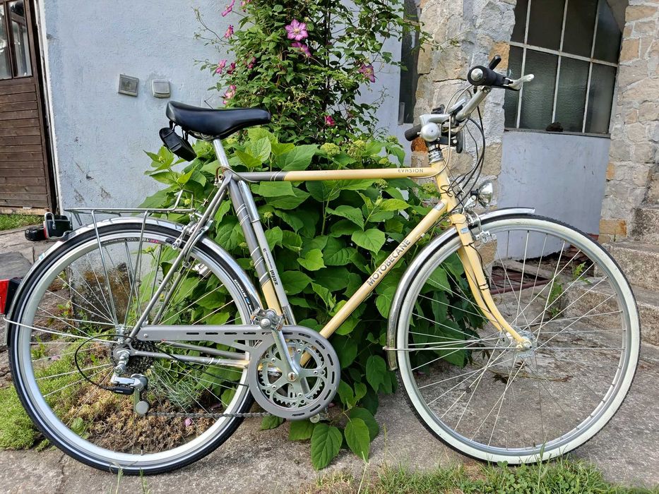 Klasyczny rower trekkingowy Motobecane Evasion 28"