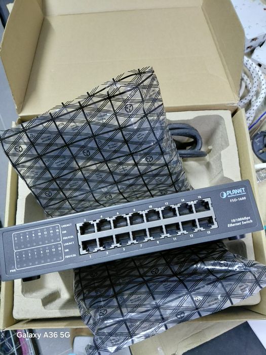 Switch 10/100mbs fsd1600 PLANET